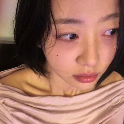 yuricoholic's profile picture. ⋆˙⟡ ⋆.˚ ⊹₊ ✦ ‧₊˚ ⋅