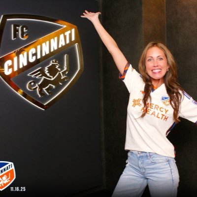 CincyBridget's profile picture. VP at natl nonprofit, advocate for equity, world traveler, fashionista, reader, Bengals loyalist, FC Cincinnati diehard, podcast co-host. All tweets are my own.