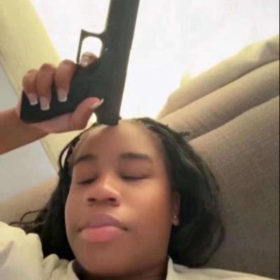 Jahzmine131's profile picture. 25, Writer, Podcaster, Nerdy , plant 🍀 Mama Demisexual ; 🏀Lover, 🩺 💉.