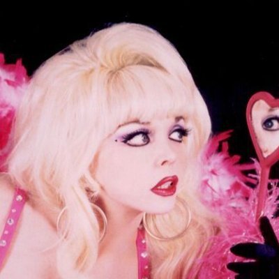 Strawbrry_chizz's profile picture. 