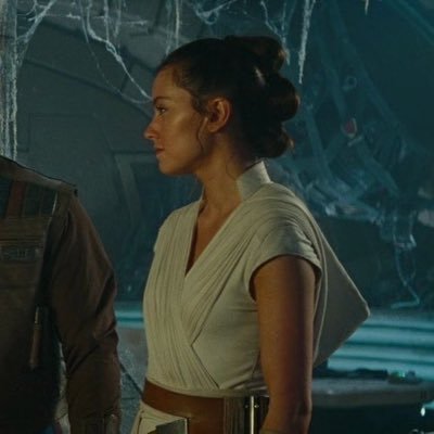 tayviss13's profile picture. basically I’m just here to repost things but I love Marvel and Star Wars