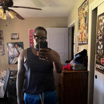 vibewitkeezy's profile picture. @saints ⚜️ | @lakers 💜💛 | 29 | I TWEET GOOD CONTENT 💰| IG: Tattedupkeezy | BLACK WOMEN ARE BEAUTIFUL ❤️ | Amazon worker 📦💰