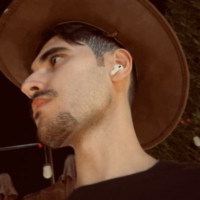 itsngoshi's profile picture. 🥂🎉