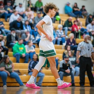 A3J4Moore's profile picture. #34| 6’3 175 |Captian| SF/PF/C Gmail: AJ34moore@gmail.com Phone Number: 269-369-0897 Class of 2026