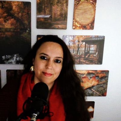 laura_tinajero's profile picture. Lda. Humanidades. Doctorándome en Historia XV-XVII. Grado de Psicología a medias. Guía oficial de Turismo. Profe de LCL y ELE. Novelista. Divulgadora cultural.