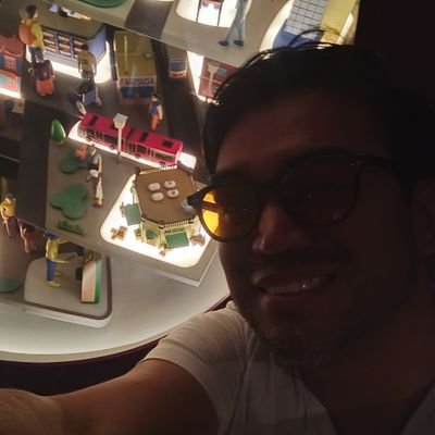 AlonsoUlises84's profile picture. Hago #Xspaces 😁con white paper en mano para ESCUCHAR sobre temas de introspección y percepción.