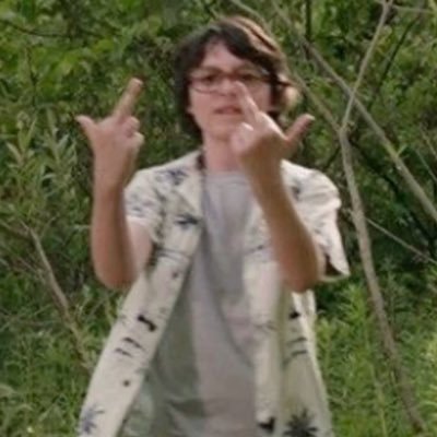 _slowtown's profile picture. richie tozier variant | resident clikkie of bylertwt #annoying | #freepalestine