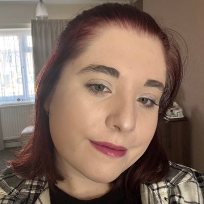 RealPMakepeace's profile picture. 27 | Bi | she/her/they/them | GO | Sometimes an artist | I want to act | No Under 18's | Writing in progress. I hope you are all having a wonderful day! xx