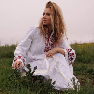 LillianRoland16's profile picture. 