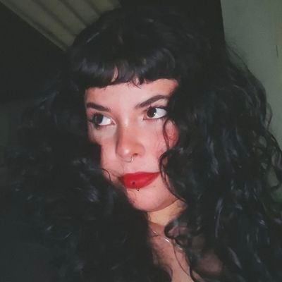 _amityblight's profile picture. consideração final,enlouqueci.