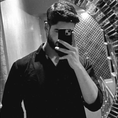 VaniMhxn's profile picture. 6’2”, with standards even higher 😪