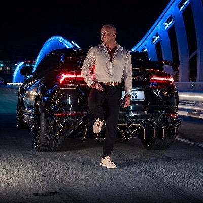 hilip_Johansen1's profile picture. O 1% mais rico do mundo saiu de uma dívida de US$ 20.000 para mais de US$ 25.000.000 em menos de 2,5 anos. Fundador @Junte-se GRÁTIS por 14 dias