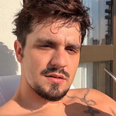 meteorodwpaixao's profile picture. explosão de sentimentos. ☄️