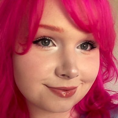 catgirlphoebe's profile picture. your mom’s favorite twitter user. professional family guy. president of the united states of america. the wizard of loneliness. (header by @muddybuddyzz)