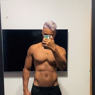 Reinanramos's profile picture. 