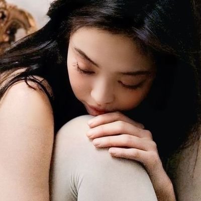 farmacgio's profile picture. leitora & vestibulanda ♡ 𓈒 ֯