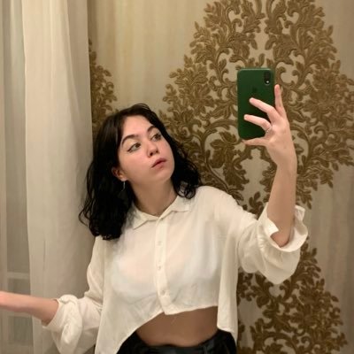 isachpn's profile picture. sou a isa e to fazendo teatro