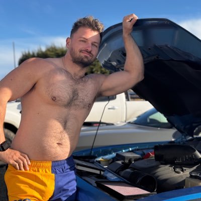 _maxsmall's profile picture. 18+ account // NZs fattest uncut cock. scroll through my huge underwear collection here https://t.co/mBYmZAsW2P 😈 https://t.co/17JAwRDEtl