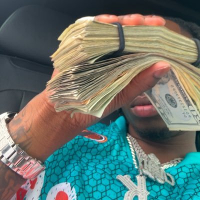 Ba91697980Banks's profile picture. I've drops for all Local banks 🏦,Credit cards 💳 e.t.c All banks hit me up!! 50/50 Split!! No cash needed just ya bank at zero balance DM me now to earn 💯