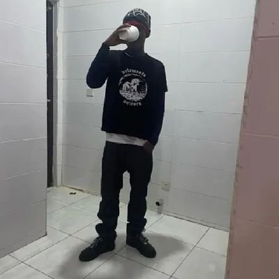 swervinv12's profile picture. EVERYDAY THANKSGIVING.        @undrdogsalvtion 4 Bookings/inquiries