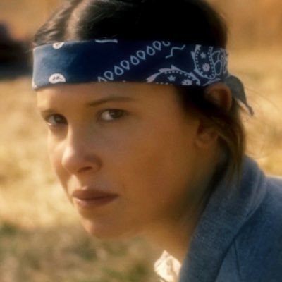 myeyepoetic's profile picture. 