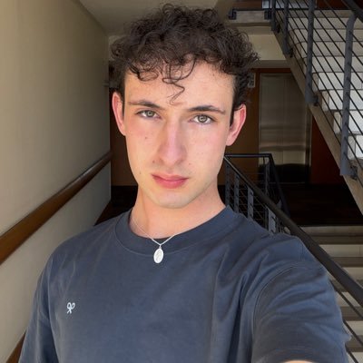 migwix's profile picture. aesthetic pijo subcategoría twink