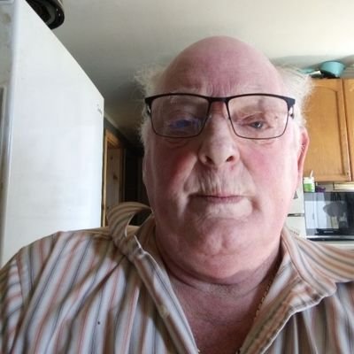 brettel18528's profile picture. Agent