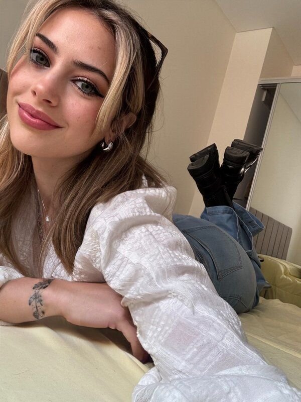 selfone255676's profile picture. my bath is basically my therapy place, DM me for a session