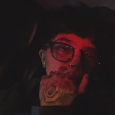 angelordiee's profile picture. treat me like i’m more than a pair of skin and bones