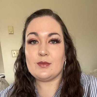 xhoneyxfoxx's profile picture. -they/her- Restless and Reckless -Straight Edge-