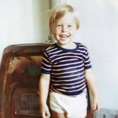 Majie4555238370's profile picture. The Heir of Innovation. where my father built the path,I light  the way.🚀