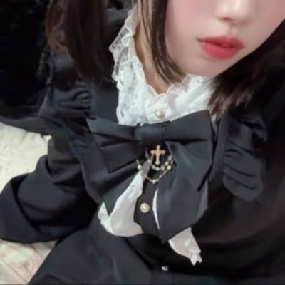 merowanwan__05's profile picture. おたくじゃない
