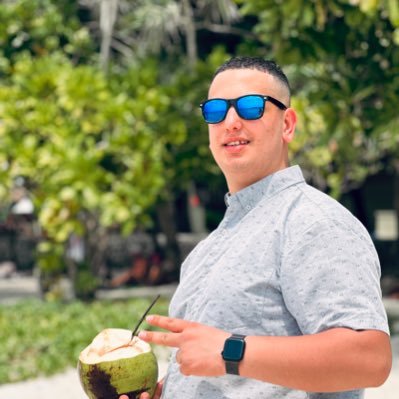 REALYASINYAVUZ's profile picture. 🕊️“Life favors the brave.”🕊️