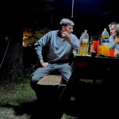 Asiatico_ok's profile picture. Hago changas. O sea digamos, soy el inventor de la galvanoplastia. Ex liceista.