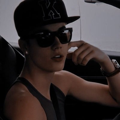 bizzl3kidrauhl's profile picture. 