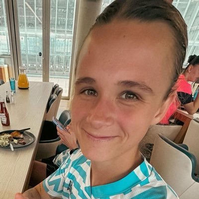 mcfcsznn10's profile picture. 