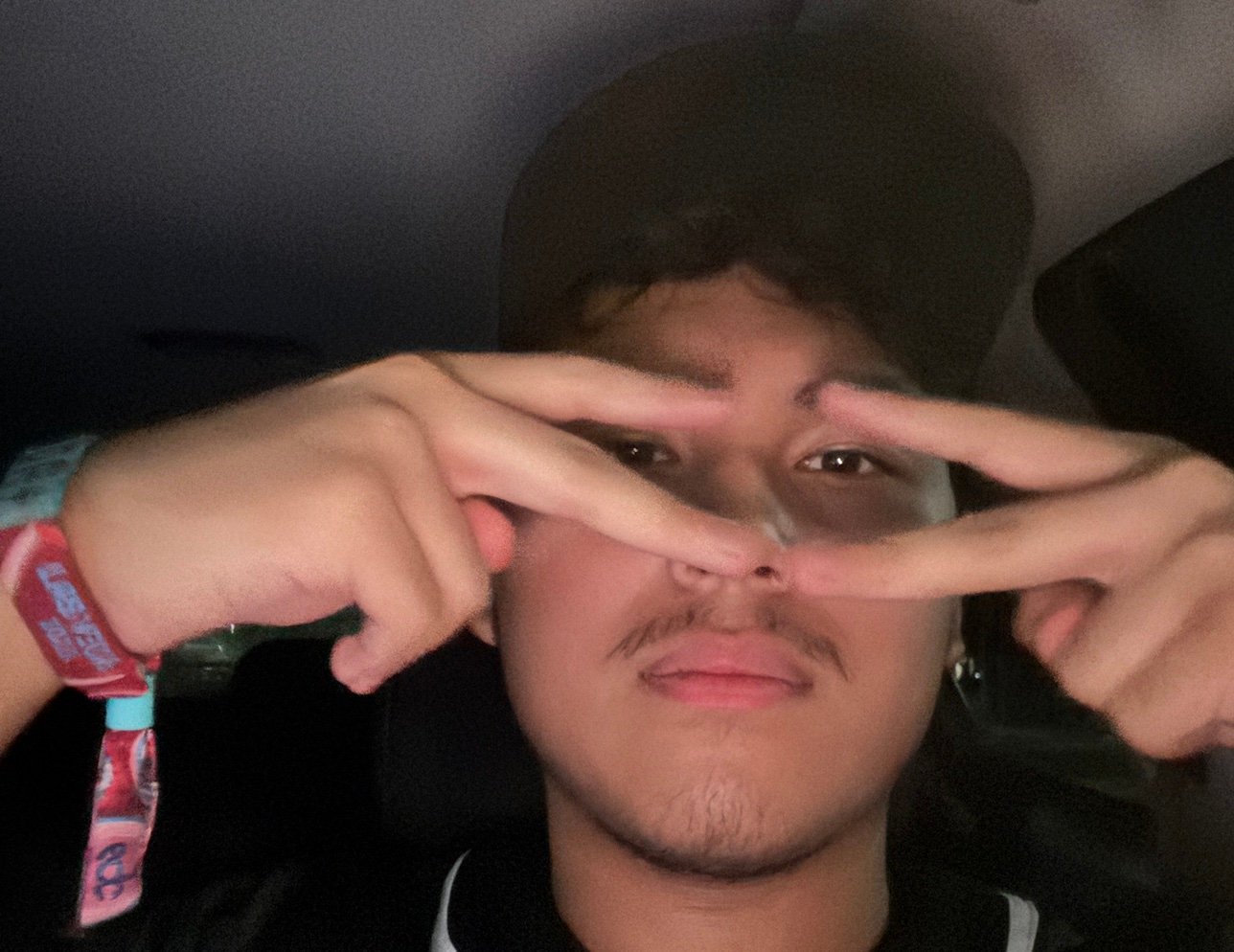 Landz_official's profile picture. AZ¿ 🌱PLUR🌱 ✨I Give away Pokémon cards✨ I Make & DJ Dubstep/Riddim Shows🔜decadencearizona,THUNDERDOME,LostLands’26 Fuck Cancer