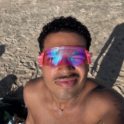 jota_vitooor's profile picture. putarias decadentes de uma puta em crise