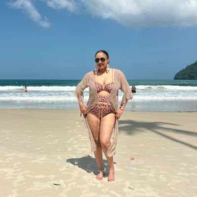 preciouspouting's profile picture. Love to write✏ songs🎵🎶 and poems📝going to publish it and hope for the best! make it happen..have a love connection with a drumset IG:sunset_chaser_photograph