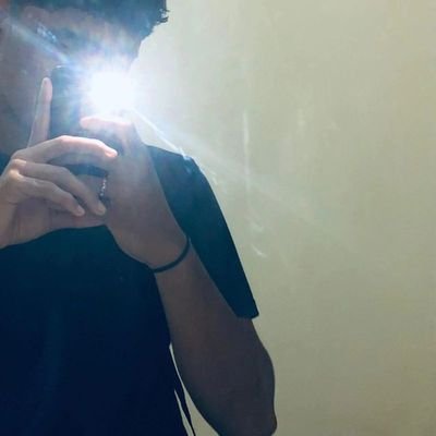 Vrnunuu's profile picture. 💯✨ cewek aktif 💅 F4F 💯💯 no fake vibes 💕