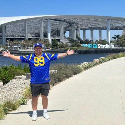 BingJamess's profile picture. I feel like I’m chosen, I’m covered in gold