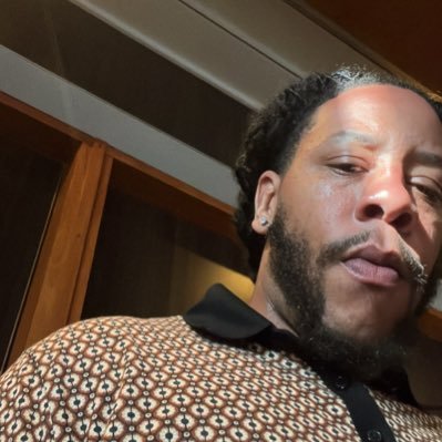 LaMario2423's profile picture. When I leave this earth it’s gone be on both feet…. Philippians 4:13. M.👰🏽‍♀️