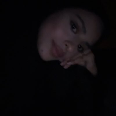 thurayaxi's profile picture. 