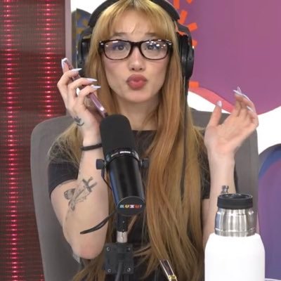 reinadecop4s's profile picture. 