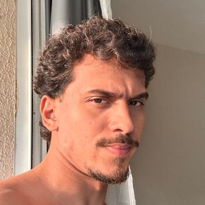 guteobarton's profile picture. I can excuse ser gay but I draw the line at being endividado • hombre latino (o/ele/dele) • 26y