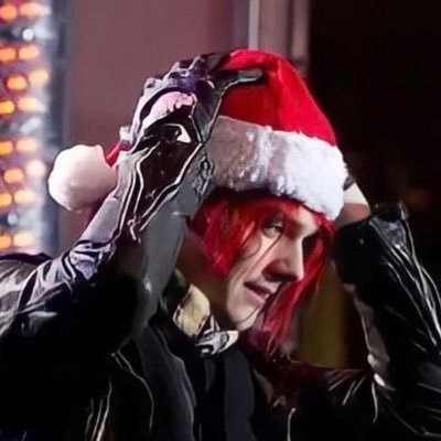 reginaldmustdie's profile picture. 15 || He/It || just a silly guy #mcrtwt