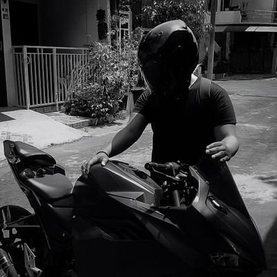 Stromzzyyy_'s profile picture. 🥷au(T)umn