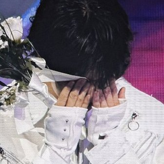 cutiehannie_'s profile picture. STAYtist・SKZ ot⑧  ☆ HAN utt ☆・SKZ 𝑫𝜽 𝑰𝑻 !! Slide Hanji kiss, muah 😘・ Heavy RT !! ☆