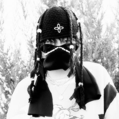 ConyBarahona_'s profile picture. #샤이니 #5HINee #키 💕 #온쫑키밍탬 #NCTDream
La mitad del día soy Analista Química 👩🏻‍🔬 .31. Slytherin ♋ INFJ-T 🐹🐹🐹✨️My real job is fangirling.