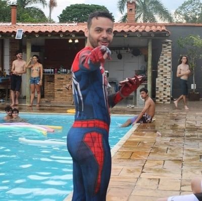 theebosh's profile picture. 